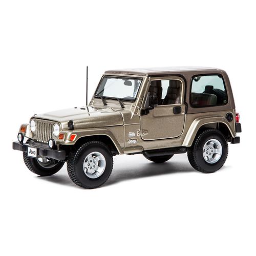 Машина BB Jeep Wrangler Sahara металличсекая 1:18 (6)